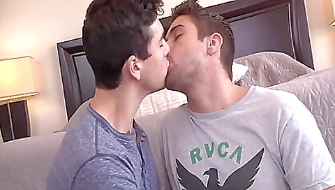 Sexy brunette hair with a sexy subtlestob difficult