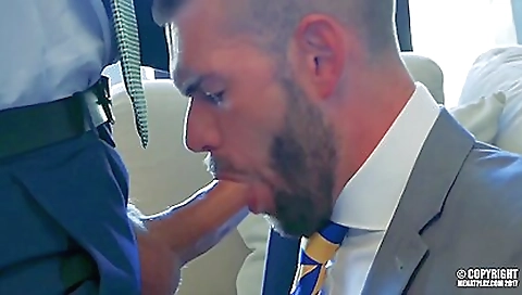 Shakeir lover massage with a sexy body