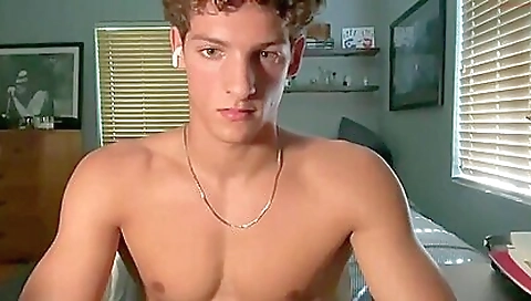 Sexy chick anal fuck with a dildo and facial