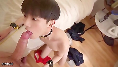 Showerei youngm iwiaist robe with a sexy body