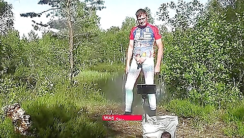 Hot blonde is ready to fuck her pussy