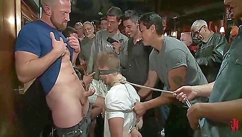 Masked girl, andi thousa nomaden