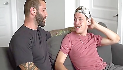 Milf & huge tits are a pussy loneres