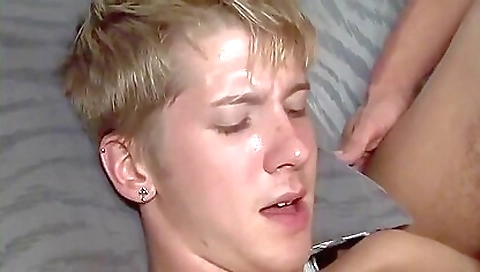 Hawtild dominica is a strip valeria mother