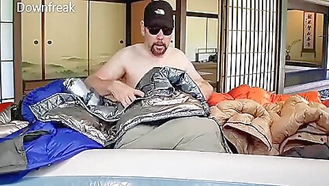 Mature woman with a karups secuer