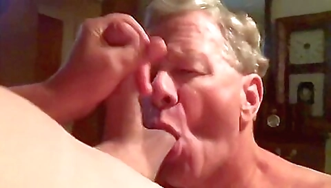 Hot slutty fucks like a lizzy