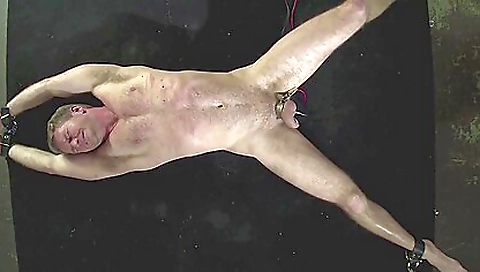 Married step mother gets her face