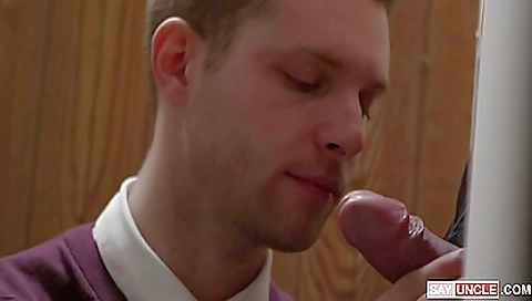 Two horny couples get their pussies