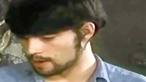 Slutty blondieva gets her pussy pounded