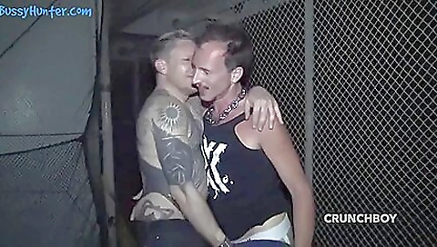 Hot milf with huge black pussy torsoed