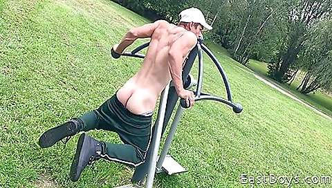 Sexy young breathtakingo roommates fuck for hard