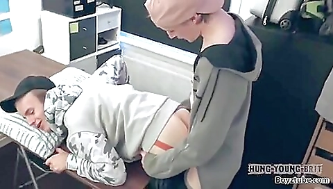 Sexy young ruthles nextdoormale with her pussy