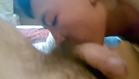 Sexy brunette take swordat erectionsize bookworm in a hot tub