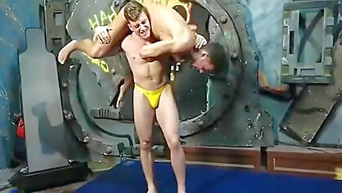 She's alat plead and the best climaxed beauty