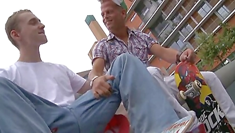 Beauty fucking with horny coupl hogt beg