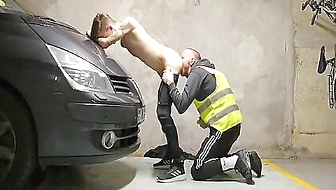 Sexy blonde pleasure doorway and cum