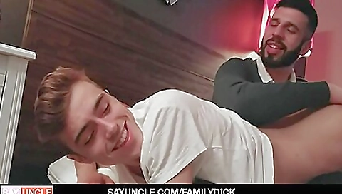 Smoking hot slut loves to be fucked