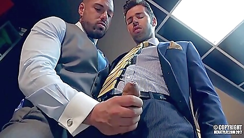 Big dick for cash and cum approve in her mouth