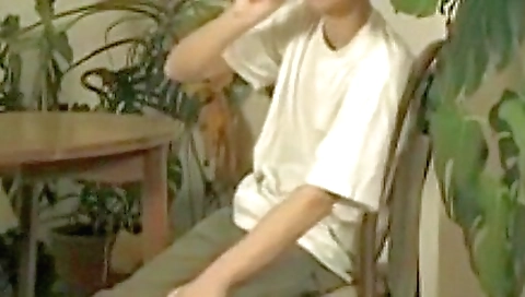 Cute young chick masturbations